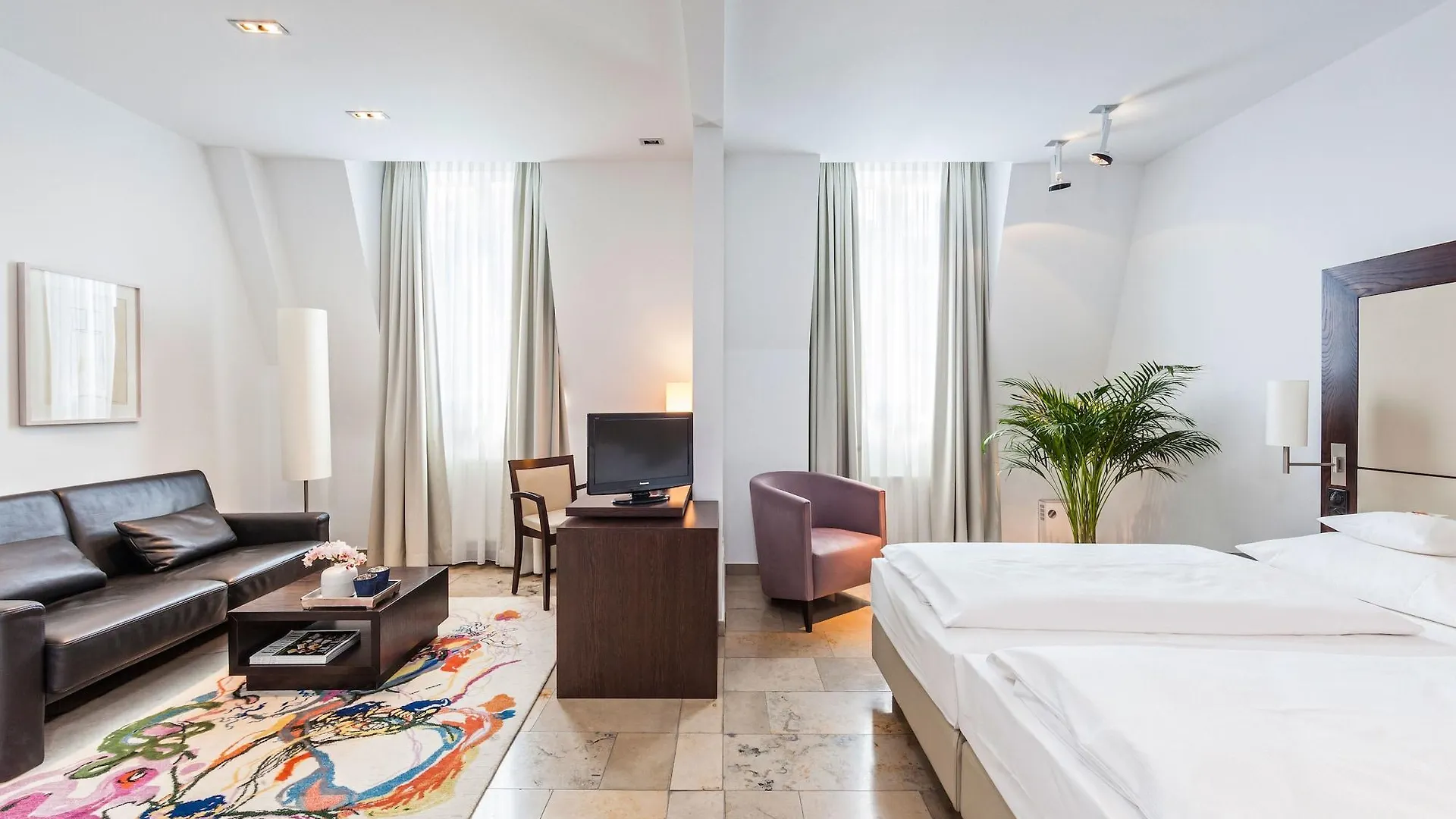Burns Art Hotel Dusseldorf