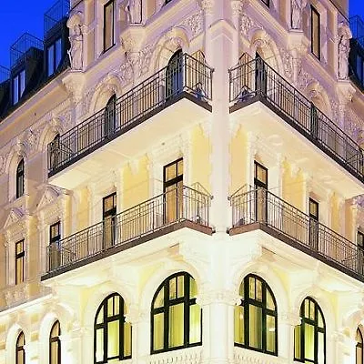 Burns Art Hotel Dusseldorf