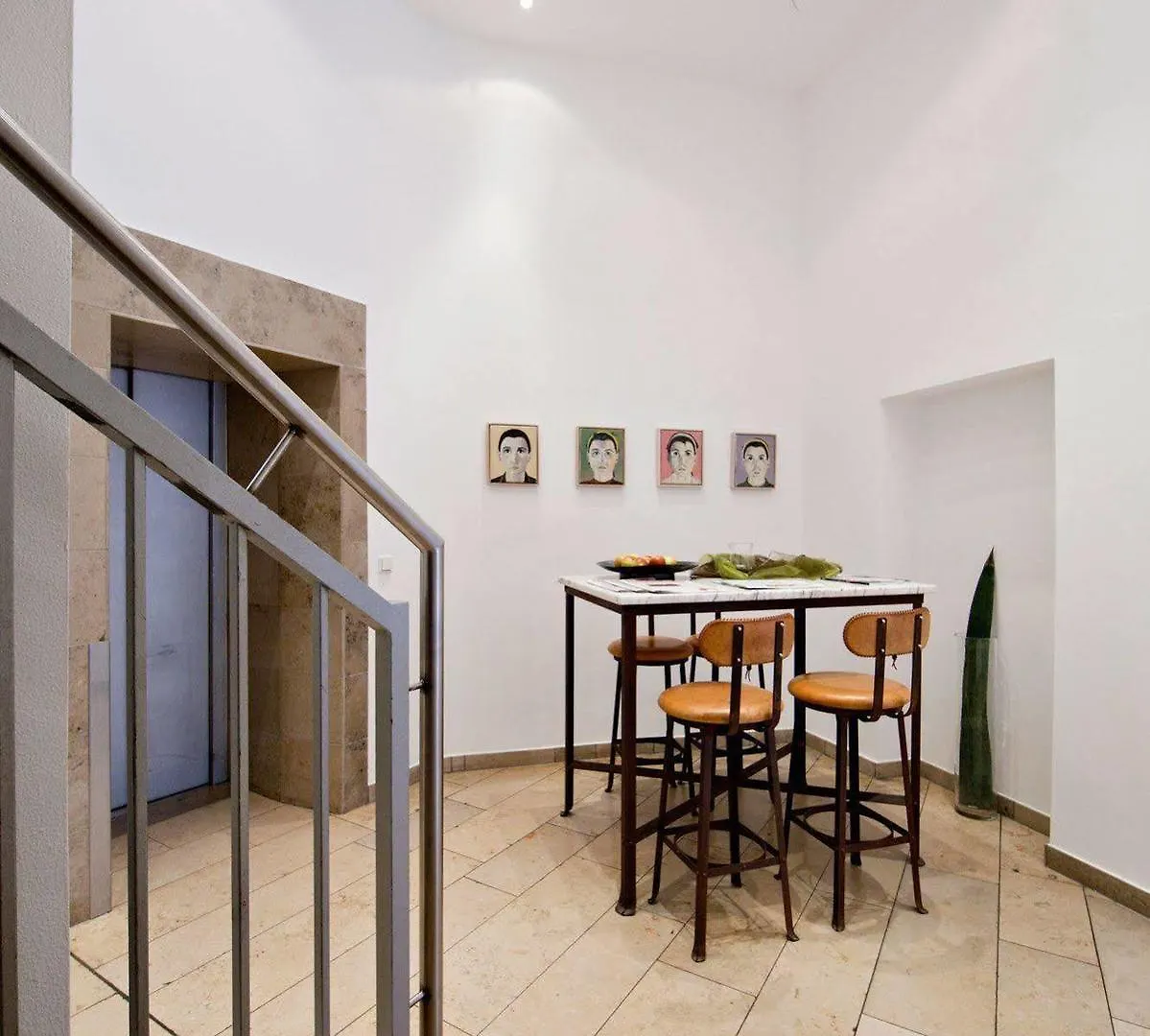 Burns Art Hotel Dusseldorf