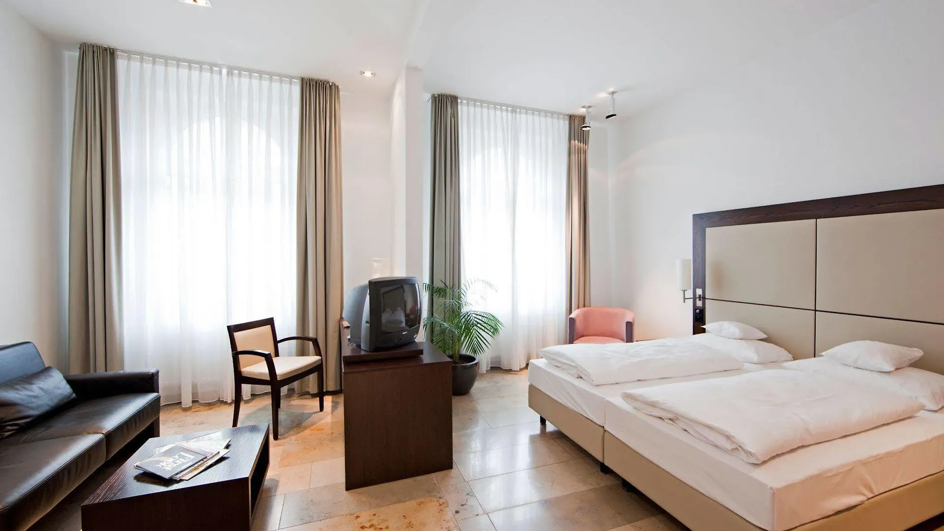 Burns Art Hotel Dusseldorf 4*,  Germany