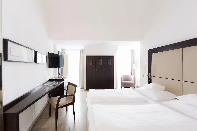 Burns Art Hotel Dusseldorf